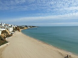 Private 2 Bed Apartment in Albufeira Old Town