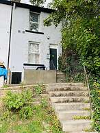 Stunning 2-bed House in Chatham