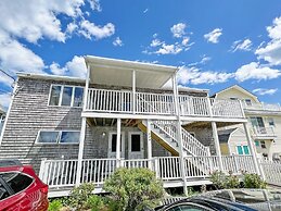 W148 Wonderful Beachfront Property For A Family Vacation 3 Bedroom Hom