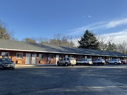 Hudson Valley 9w Motel