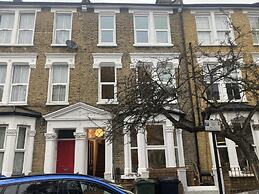 The Dimmer. 2 Bedroom Apartment