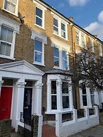 The Dimmer. 2 Bedroom Apartment