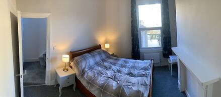 The Dimmer. 2 Bedroom Apartment