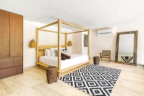 Mistiq Temple Luxury Apartments