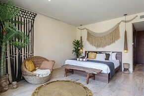 Mistiq Temple Luxury Apartments