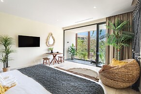 Mistiq Temple Luxury Apartments