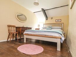 Higher Hill House