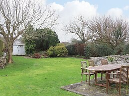 Higher Hill House