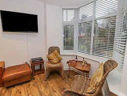 Bronwen House