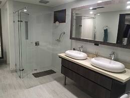 CASA SUYTE LEGUIZAMON