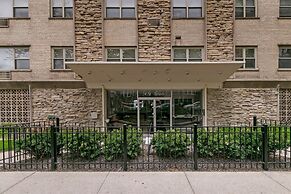 Studio in the Heart of Lakeview