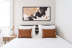 Aesthetic Vibrant 2BR Apt Lincoln Square