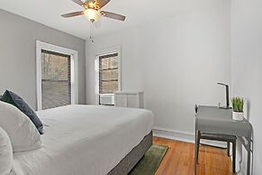 Chicago Lifestyle 3BR Apt in Lake View