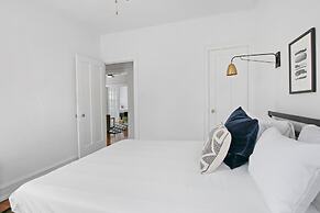 Chicago Lifestyle 3BR Apt in Lake View