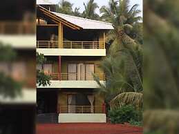 Laguna Beach Resort Murud