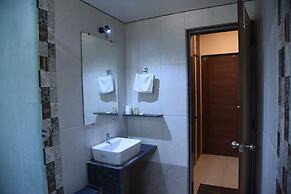 Laguna Beach Resort Murud