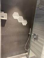 Aleksandr Pera Hotel