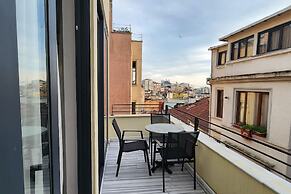 Aleksandr Pera Hotel