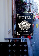 Aleksandr Pera Hotel