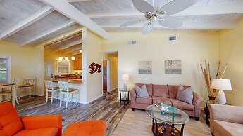 Mellow Yellow 3 Bedroom Home