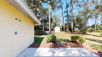 Mellow Yellow 3 Bedroom Home