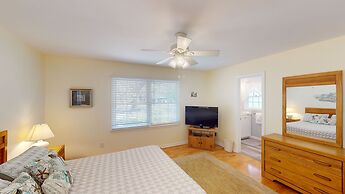 Beachcomber 3 Bedroom Home