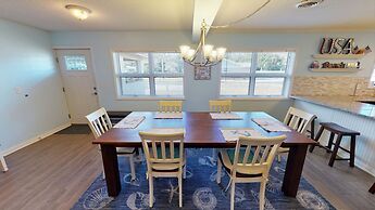 Americana Beach 4 Bedroom Home