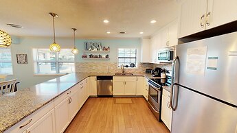 Americana Beach 4 Bedroom Home