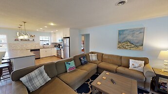 Americana Beach 4 Bedroom Home