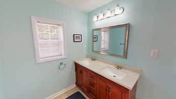 Americana Beach 4 Bedroom Home