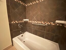 Holland House Duplex 3 Bedroom Duplex