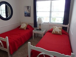 Island Breeze 5 Bedroom Home