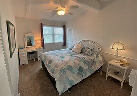 Island Breeze 5 Bedroom Home