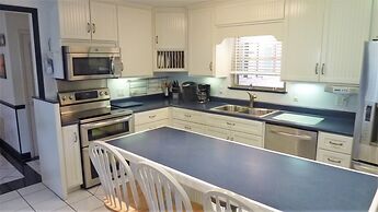 Sherry's Cove 4 Bedroom Home