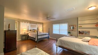 Sandy Feet Retreat 4 Bedroom Home