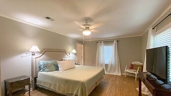 Sandy Feet Retreat 4 Bedroom Home