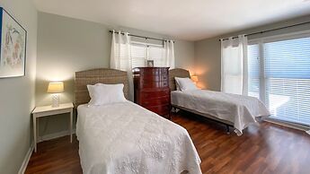 Sandy Feet Retreat 4 Bedroom Home