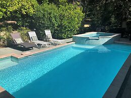 Kisses Cottage 4 Bedroom Home