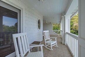 Jekyll House 5 Bedroom Home