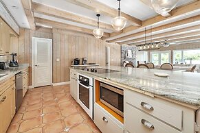 Jekyll House 5 Bedroom Home