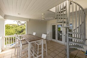 Jekyll House 5 Bedroom Home