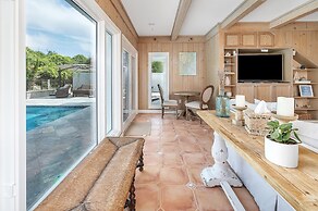 Jekyll House 5 Bedroom Home