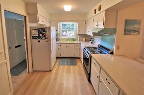 A Gust A Wind 3 Bedroom Home