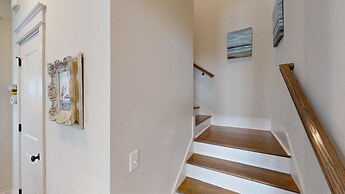 Ocean Hues @ Ocean Oaks 4 Bedroom Home