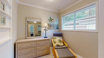 Beachy Sisters B 4 Bedroom Duplex