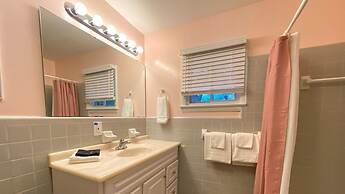 Very Nice Cottage 3 Bedroom Home