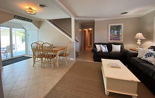 The Salty Sol 6 Bedroom Home