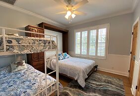 The Salty Sol 6 Bedroom Home