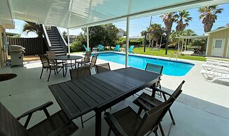 The Salty Sol 6 Bedroom Home