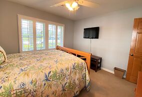 The Salty Sol 6 Bedroom Home